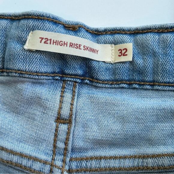 Levi's 721 High Rise Skinny Women’s Jeans - Picture 3 of 5